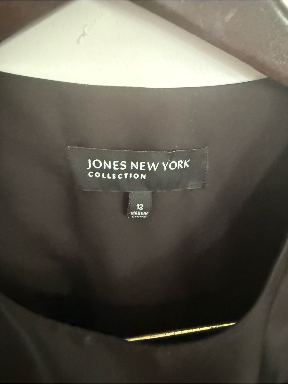 Jones New York Black Floral Jacquard Pintuck Long-Sleeve Blouse - Picture 2 of 8